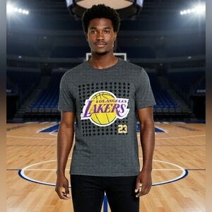 NWT. NBA Lakers Junior Size T-Shirt